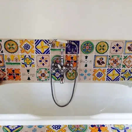 Il Fienile Sotto L'arco *